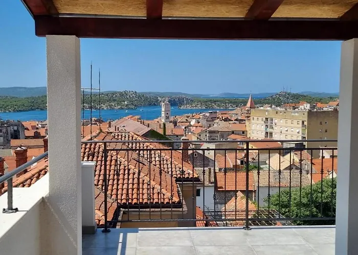 Apartman Bebe In Old Town- With Free Parking