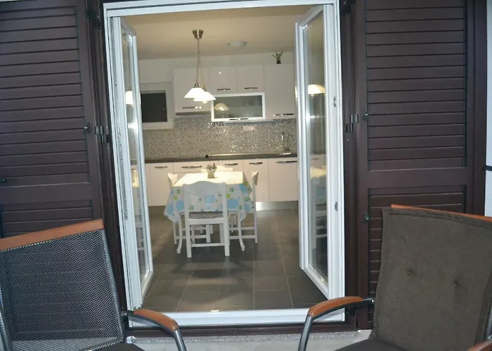 Apartman Bebe In Old Town- With Free Parking