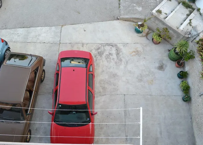 Bebe In Old Town- With Free Parking *